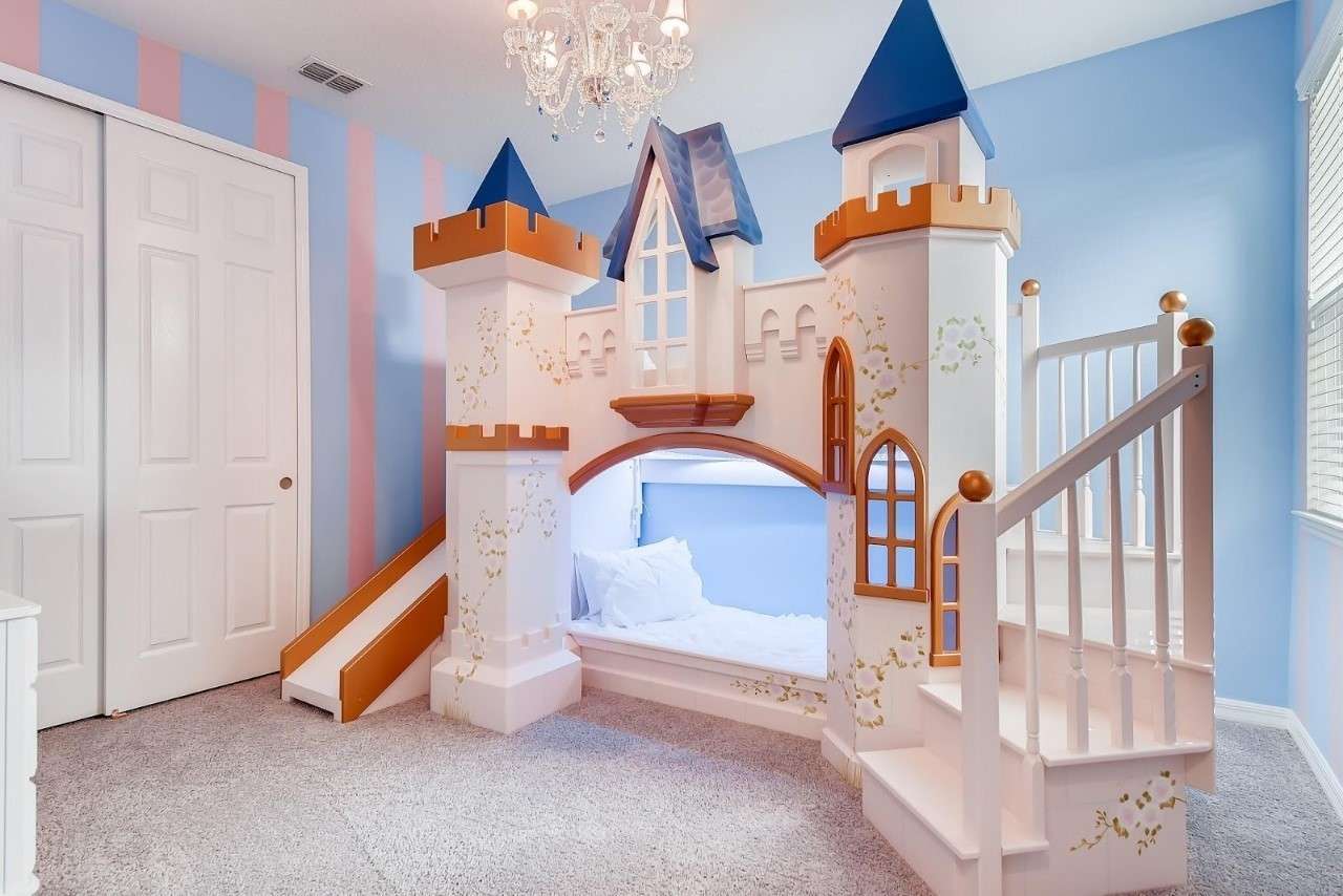 Mẫu giường tầng hình lâu đài cho bé
