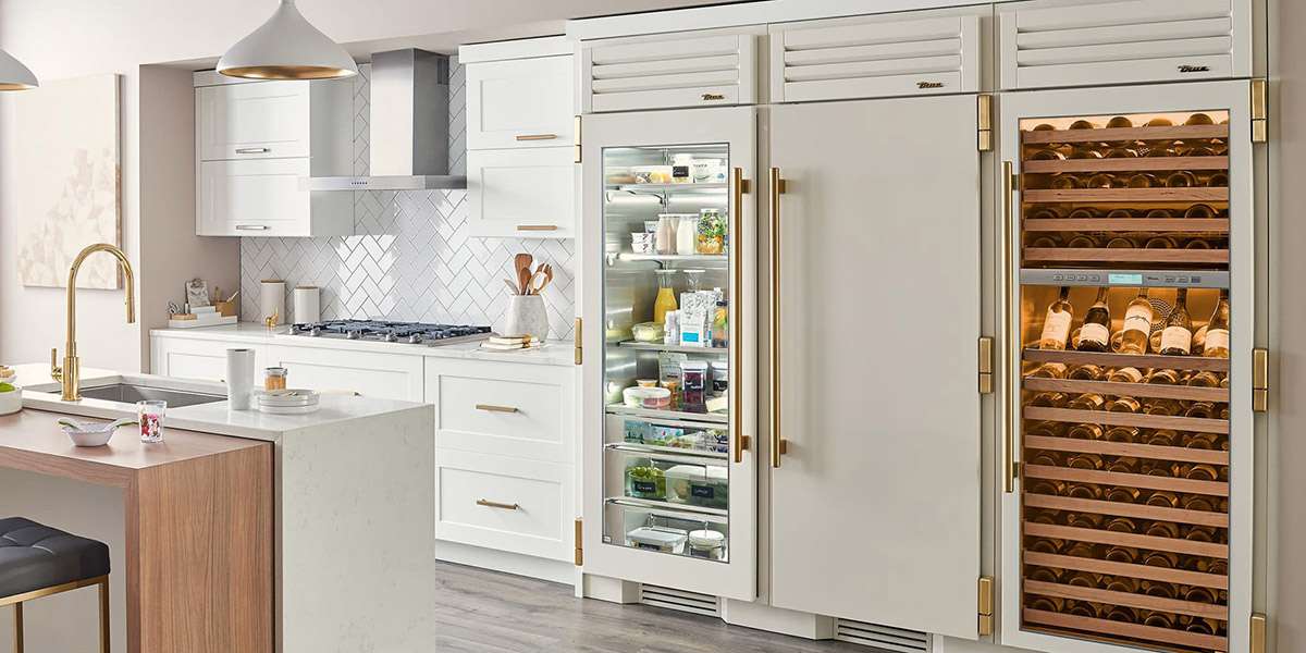 Tủ âm tường nhà bếp giúp tận dụng không gian và tăng tính thẩm mỹ cho căn bếp