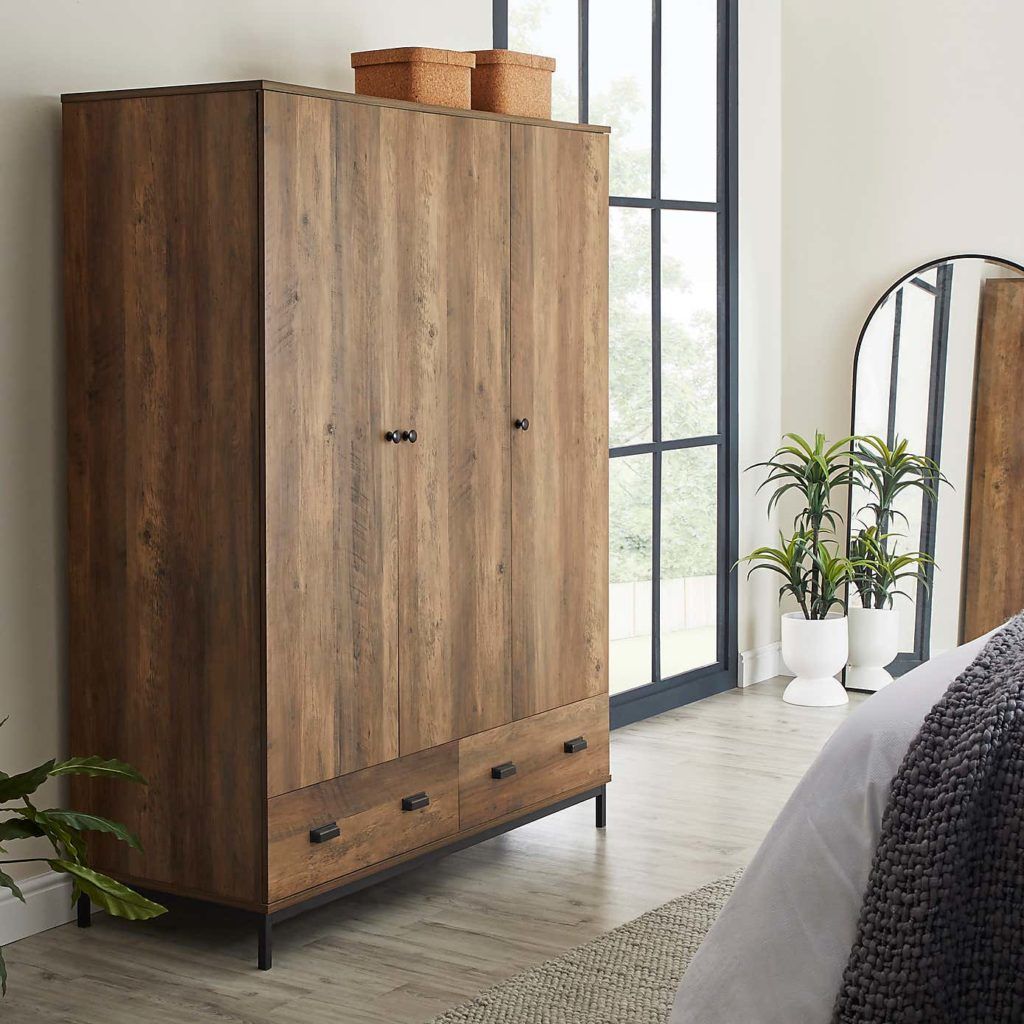 Tủ áo gỗ sồi - Mỗi mẫu vân độc đáo tạo nên sự đẹp tự nhiên và độc đáo cho tủ quần áo, là điểm nhấn trong không gian phòng ngủ.