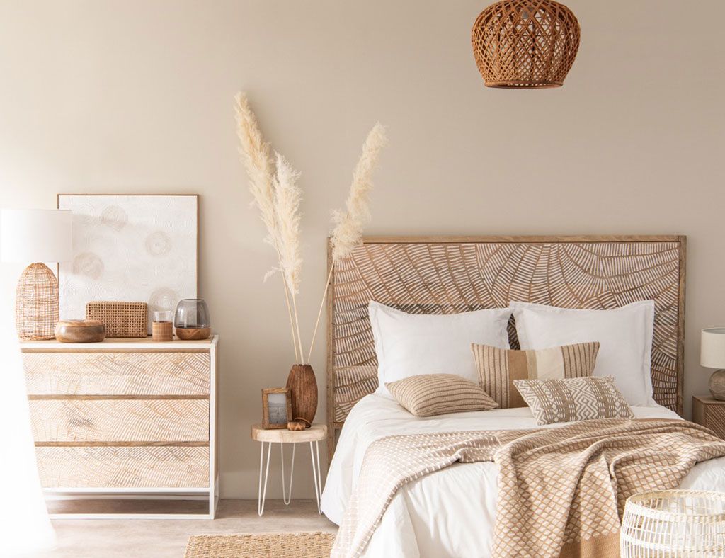 Màu kem thể hiện sự sang trọng và tinh tế trong thiết kế nội thất phòng ngủ