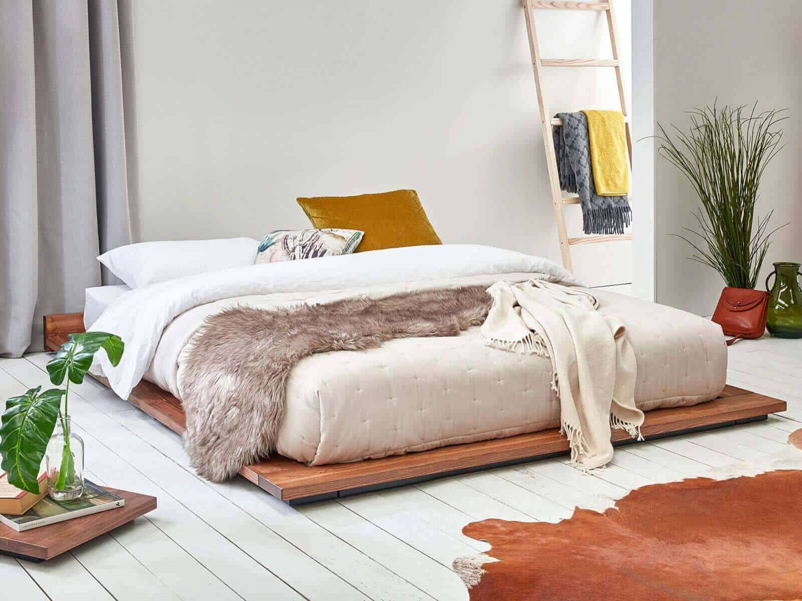Phòng ngủ giường bệt phong cách Địa Trung Hải sáng sủa, thoáng mát