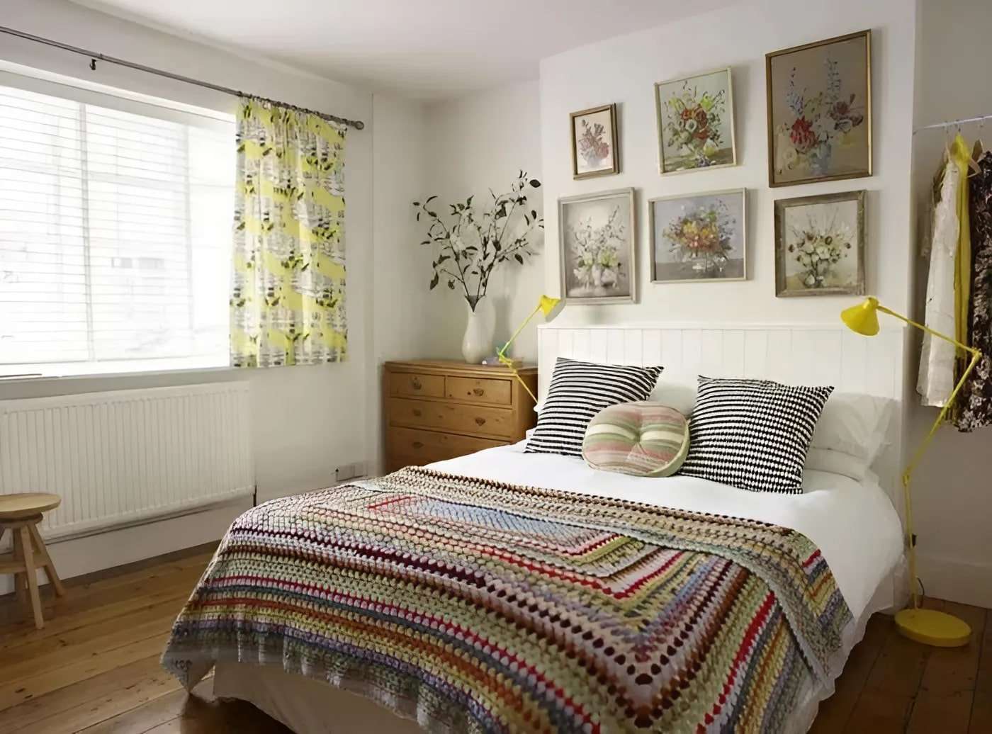 Căn phòng ngủ 10m2 vintage mang đến cảm giác ấm áp và lãng mạn cho các đôi vợ chồng Căn phòng ngủ 10m2 vintage mang đến cảm giác ấm áp và lãng mạn cho các đôi vợ chồng